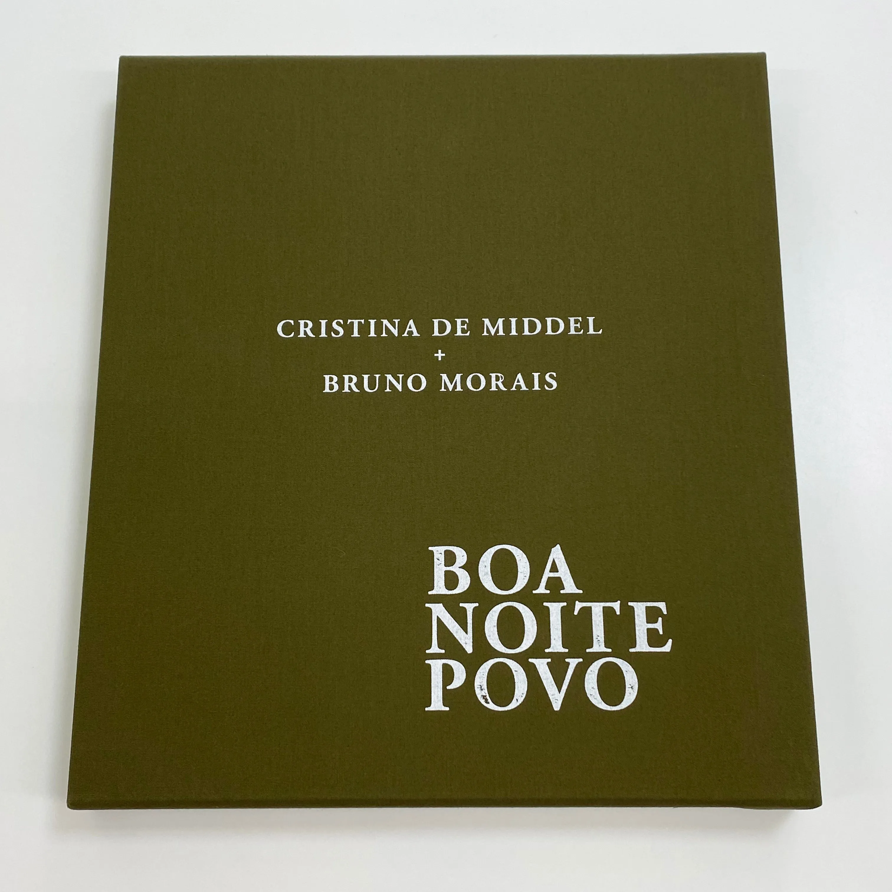 BOA NOITE POVO<br />Slipcase edition<br />Cristina de Middel   Bruno Morais